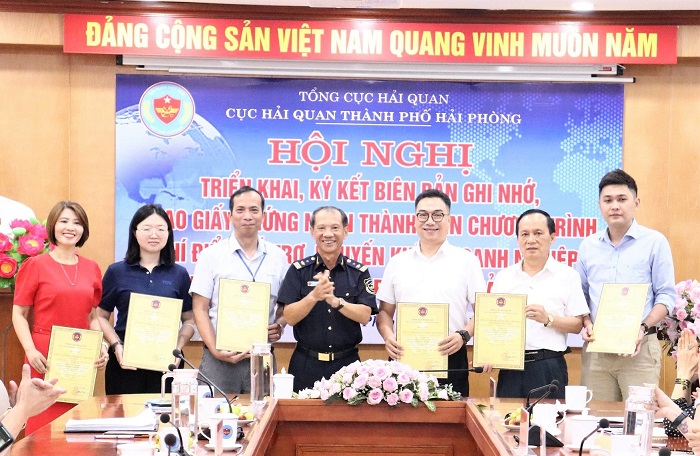 Hơn 150 CBCNV tại Hà Nội được khám sức khỏe định kỳ